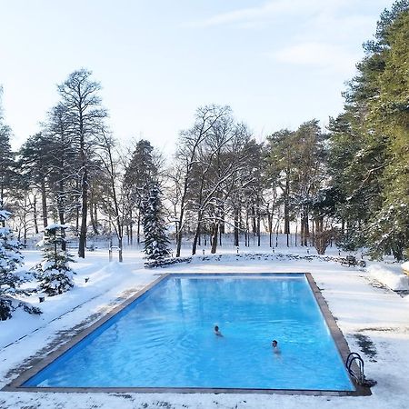 Skandinavia Country Club And Spa Sestroretsk Bagian luar foto